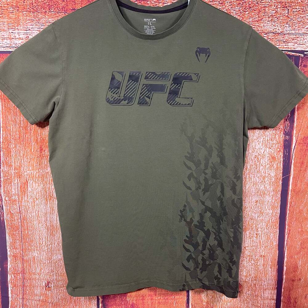 Venum UFC Shirt Mens Large Green Training Gym MMA Tee Short Sleeve Performance